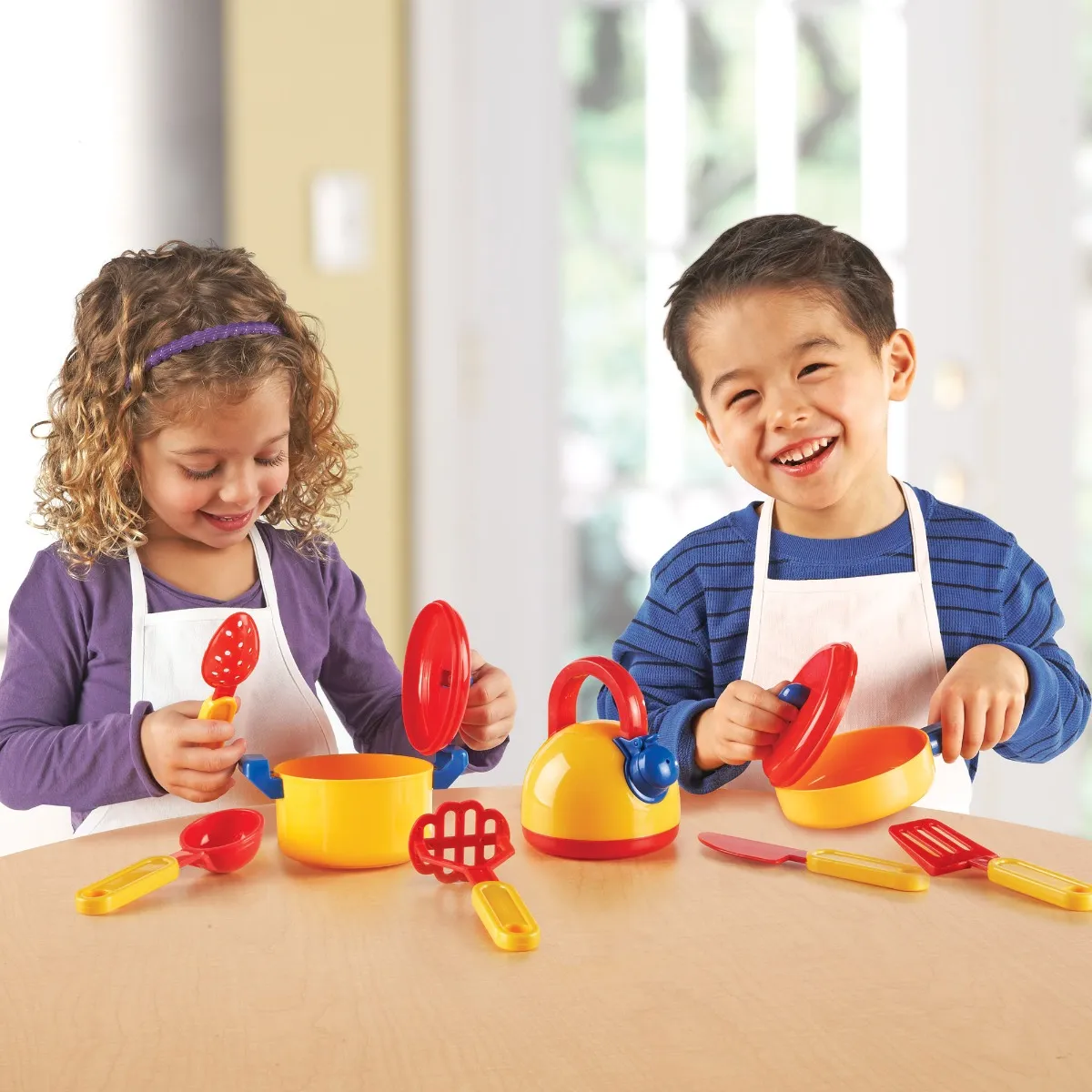 Pretend & Play® Cooking Set - Image 2